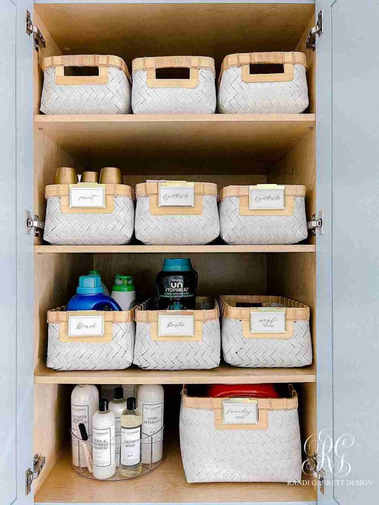 19 Laundry Detergent Storage Ideas to Organize Your Laundry Room laundry room organization 8 11zon