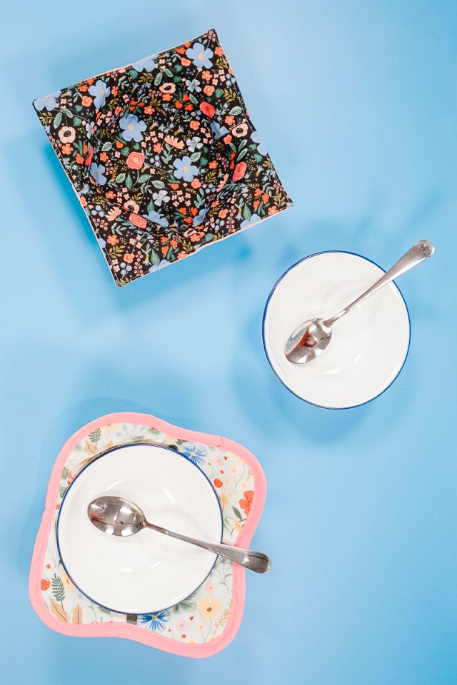 DIY modern quilted potholders sewing gift