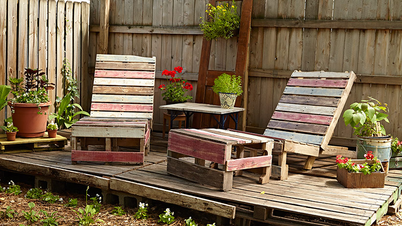 23 Patio Furniture Ideas to Transform Your Outdoor Space budget friendly pallet furniture pv