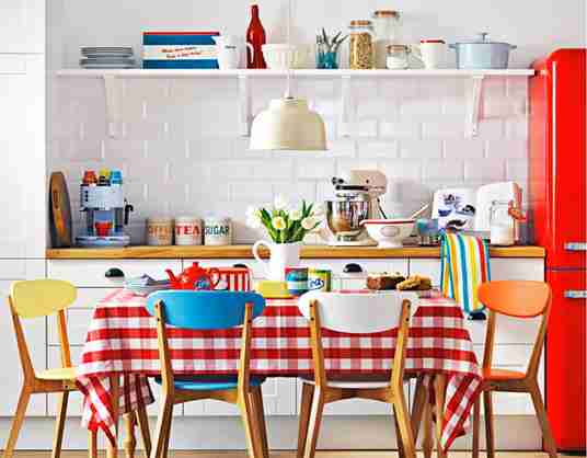 I Thought 1950s Kitchens Would Feel Outdated Until I Saw These