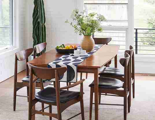 21 Dining Table Centerpiece Ideas to Elevate Your Dining Space