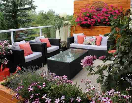 How to Decorate a Balcony With Plants (My Mini Garden Blueprint for Small Spaces)