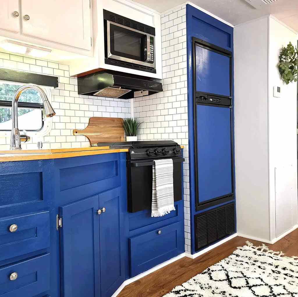 Cozy boho RV dining nook remodel