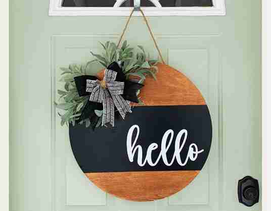 I Almost Ignored These Summer Door Hanger Ideas Until I Saw How Cute They Look