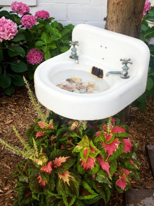 Vintage wall mount garden sink DIY birdbath